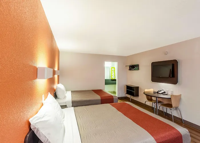 Hotel 6 Worth, Tx - Stockyards 3*